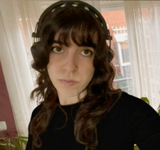 María