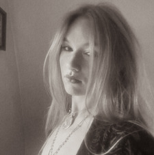 Γυναίκα του φεγγαριού Και αλχημιστής