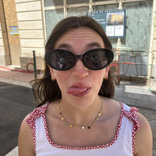 Zoé Lezot