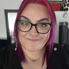 Steph Easdon-Holder