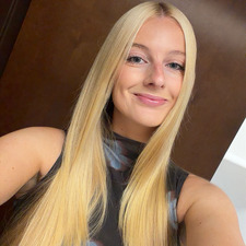 Ally MacKenzie