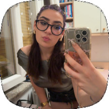 Ena Zelić