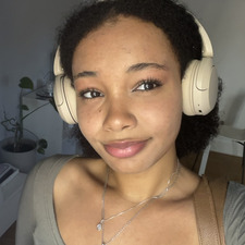 mia