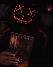 Spooks Reads it
