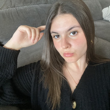 ☽ carla
