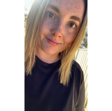 Danielle Oakley
