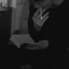 LiveInBook