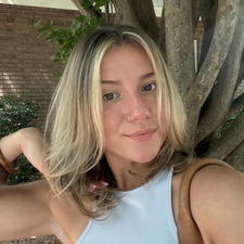 Abigail Stelter
