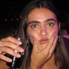 jimena  。.:☆*:･'(*⌒―⌒*)))
