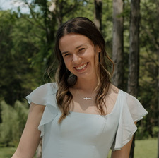 Elizabeth Akin