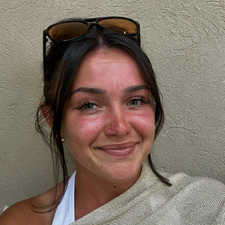 Chloe B.