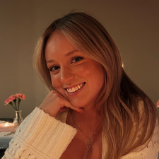 Izzy Fee
