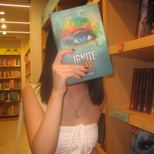 yaxisbooks