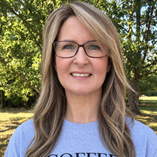 Dionne Wolf