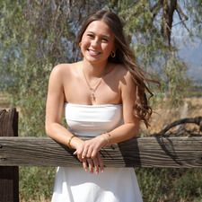 Natalee Bezi