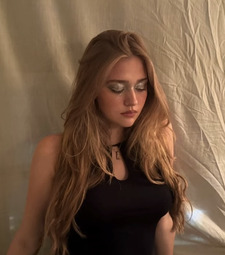 daniela ༊ ｡˚⋆