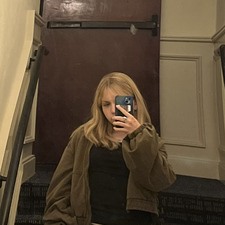 M :)