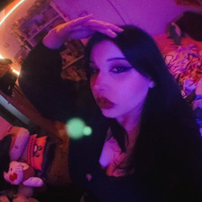 Emma  ☾