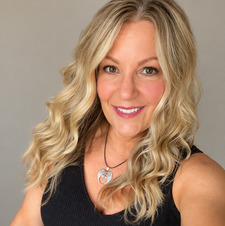 Suzi Voss
