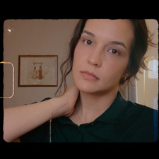 Ivette C