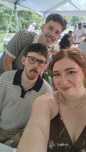 Bee :)