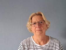 Dr Carol
