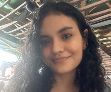 María