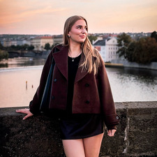 Leonie