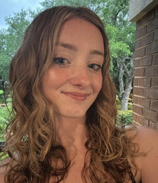 Abbi Vaux