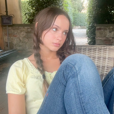 Mia