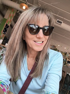 Laura Dunker