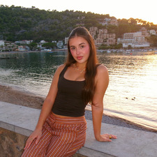 claudi ♡‧₊˚✧