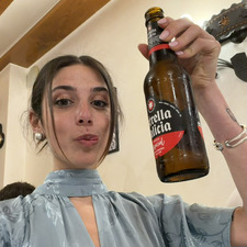 Abril